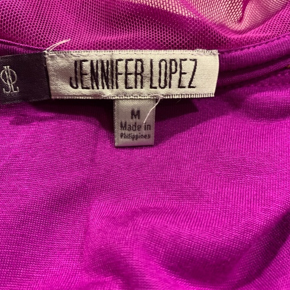 Ultra-Soft Sleeveless Top by Jennifer Lopez - Picture 5 of 5